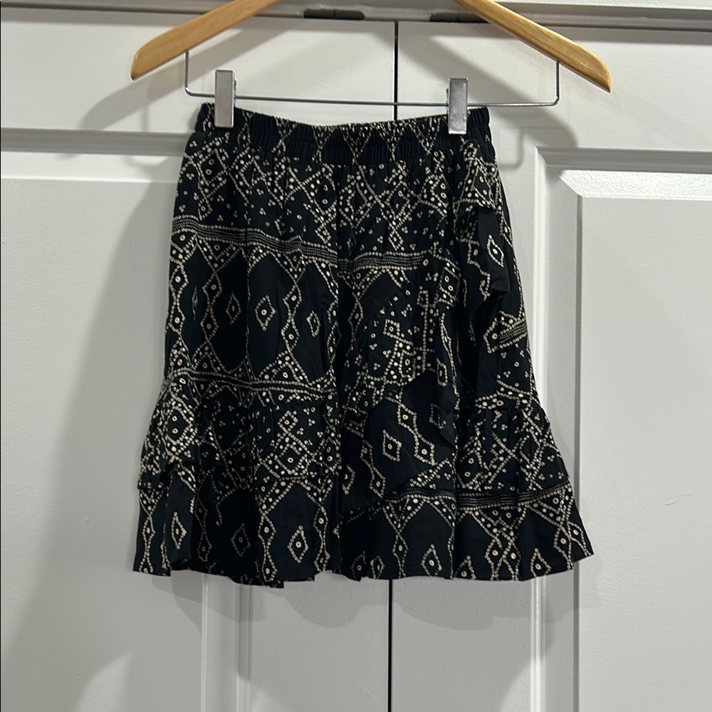 Black and White Patterned Women's Skirt
